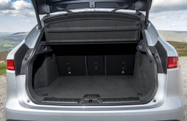 Jaguar F-Pace, boot